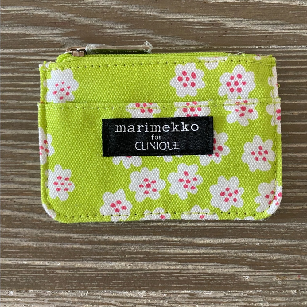 Marimekko by Clinique Zip Bag Coin Card Case Lime Green Kauai